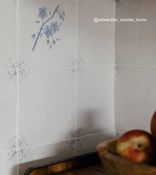English Delft Blue Gloss Corner Tile Splashback Wall Tiles