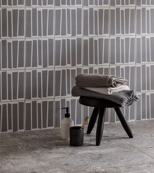 Kelly Hoppen Strip Grey and White Kelly Hoppen Kelly Hoppen Strip Grey and White Kelly Hoppen