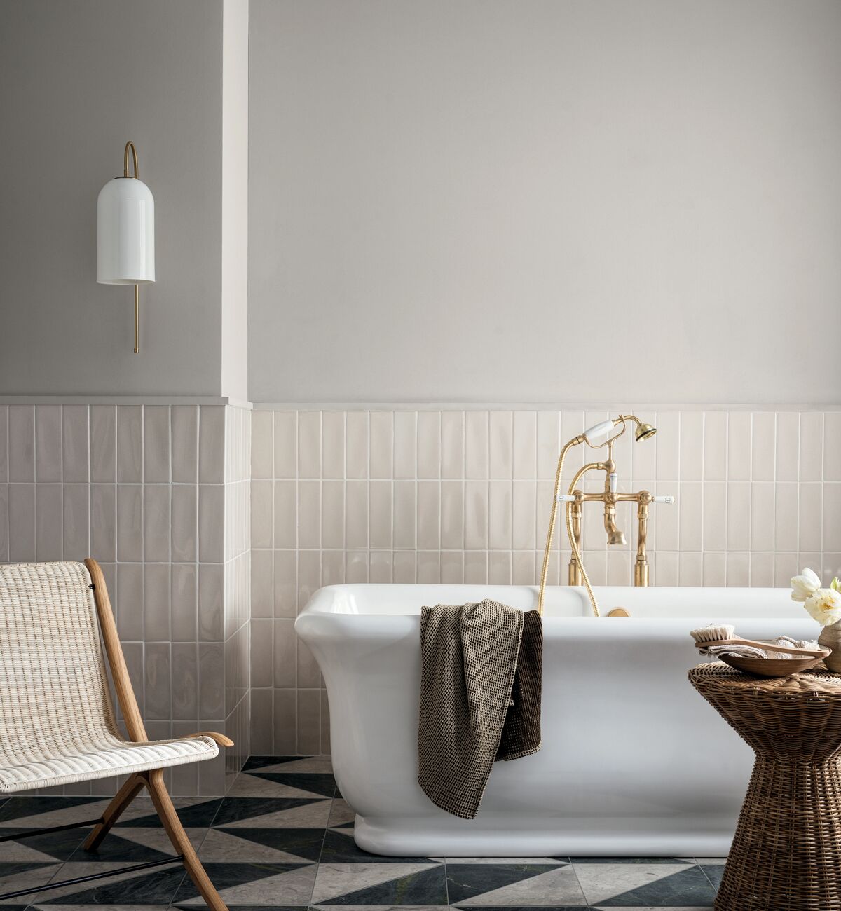 How Do You Mix Bathroom Wall and Floor Tiles in the Same Space?