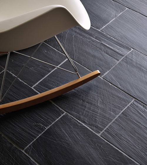Spanish Black 25 x 40 Chipped Edge, Riven